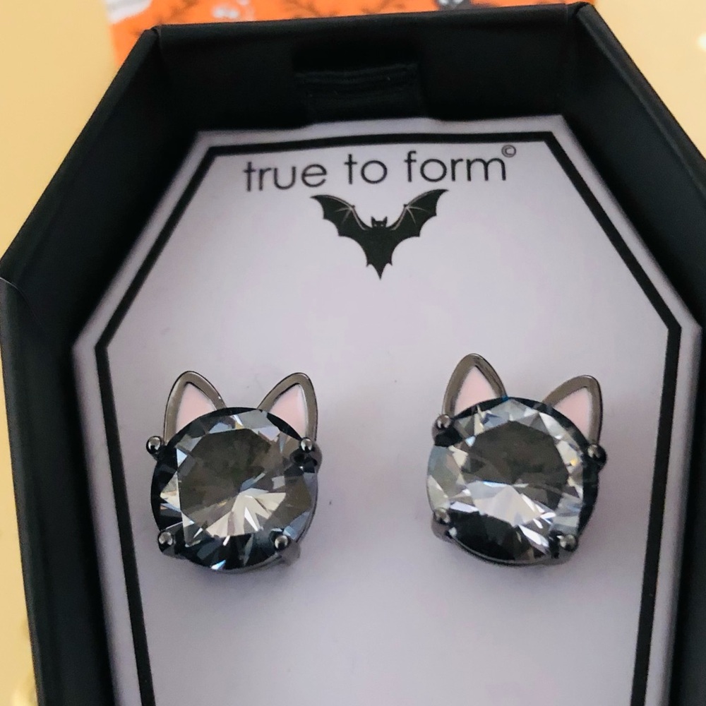Cubic Zirconia Hand Painted Cat Gun Metal Stud Earrings, New In Casket Gift Box